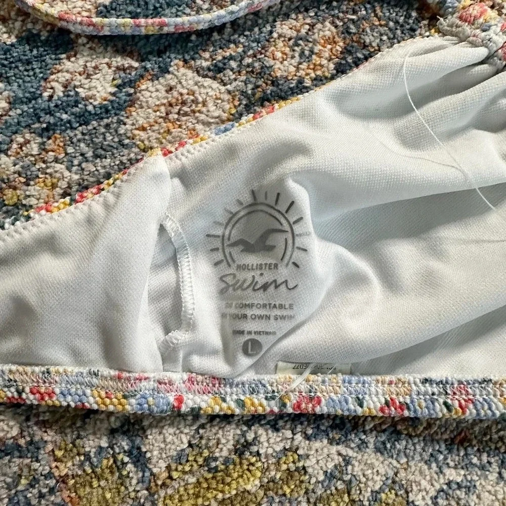 Hollister multicolored floral bikini top